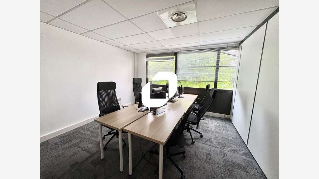 Vente Bureaux 266m² Bron