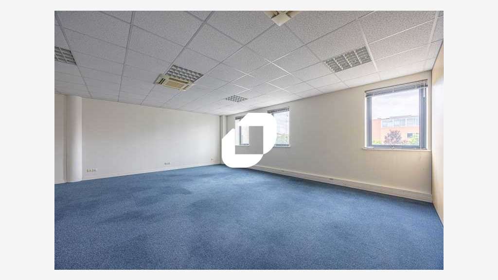 Vente Bureaux 96m² Bussy saint georges