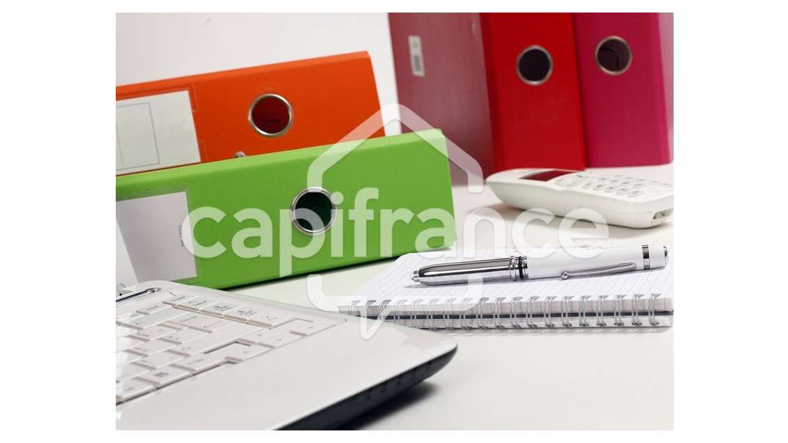 AV bureau appart 3 pièces RDC à Cagnes La Villette