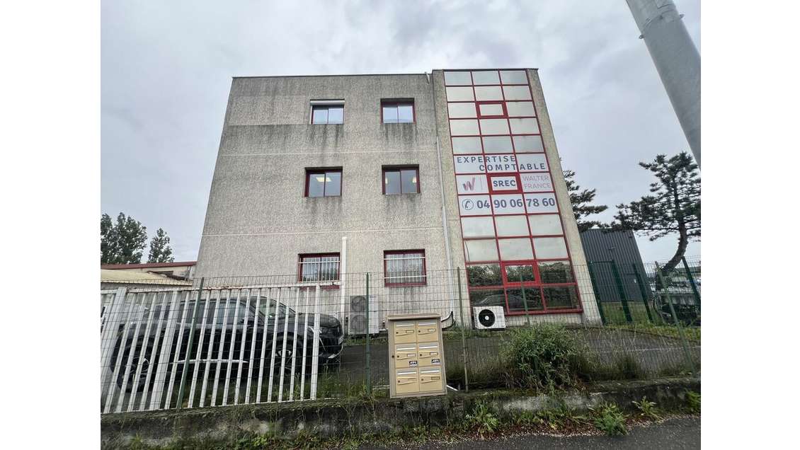 CAVAILLON - BUREAUX à vendre