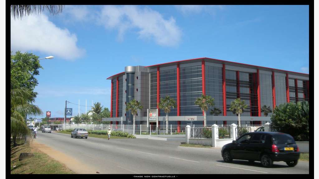 A vendre plateau de bureaux 695m² à Cayenne