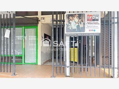 Local 58m² idéal profession libérale à Cayenne 