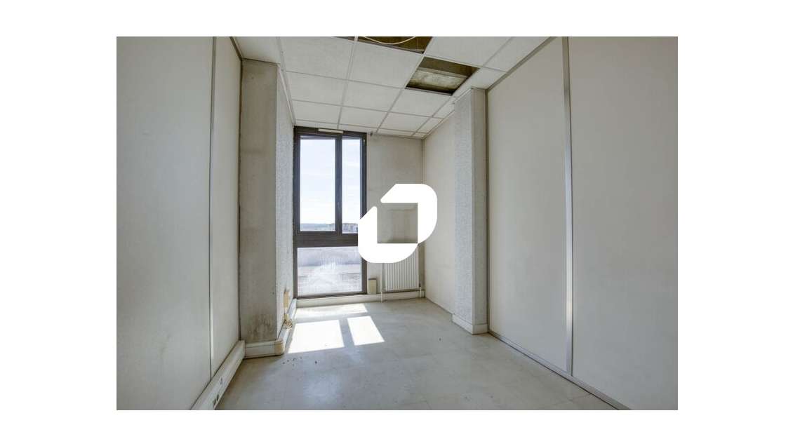 Vente Bureaux 131m² Cergy