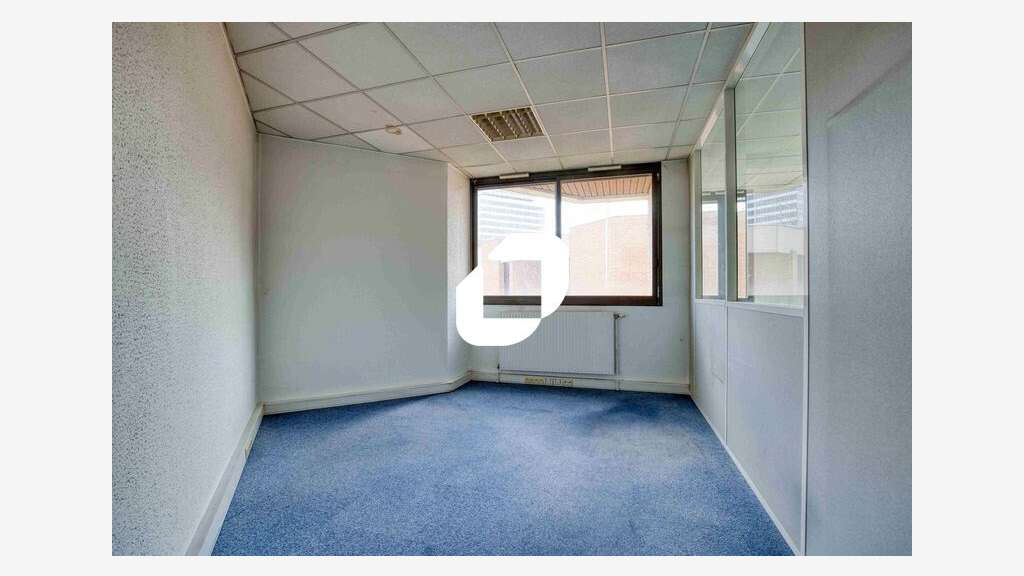Vente Bureaux 471m² Cergy