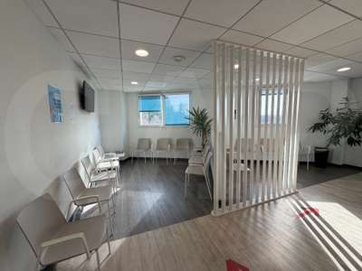 AV bureaux 203m² R+2 Cesson-Sévigné zone tertiaire