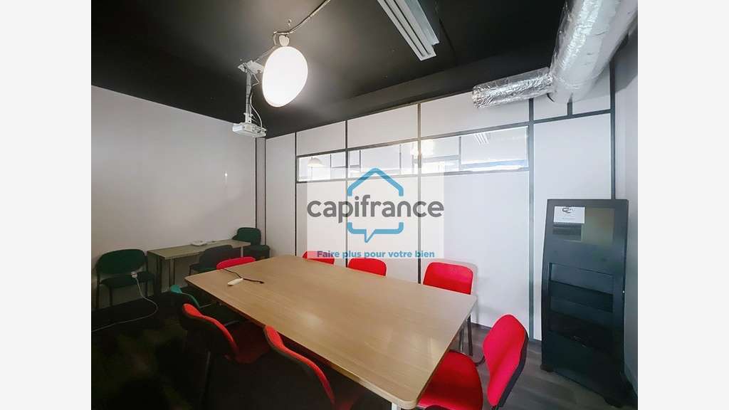 Bureaux 393m² à vendre à Chambéry Nord