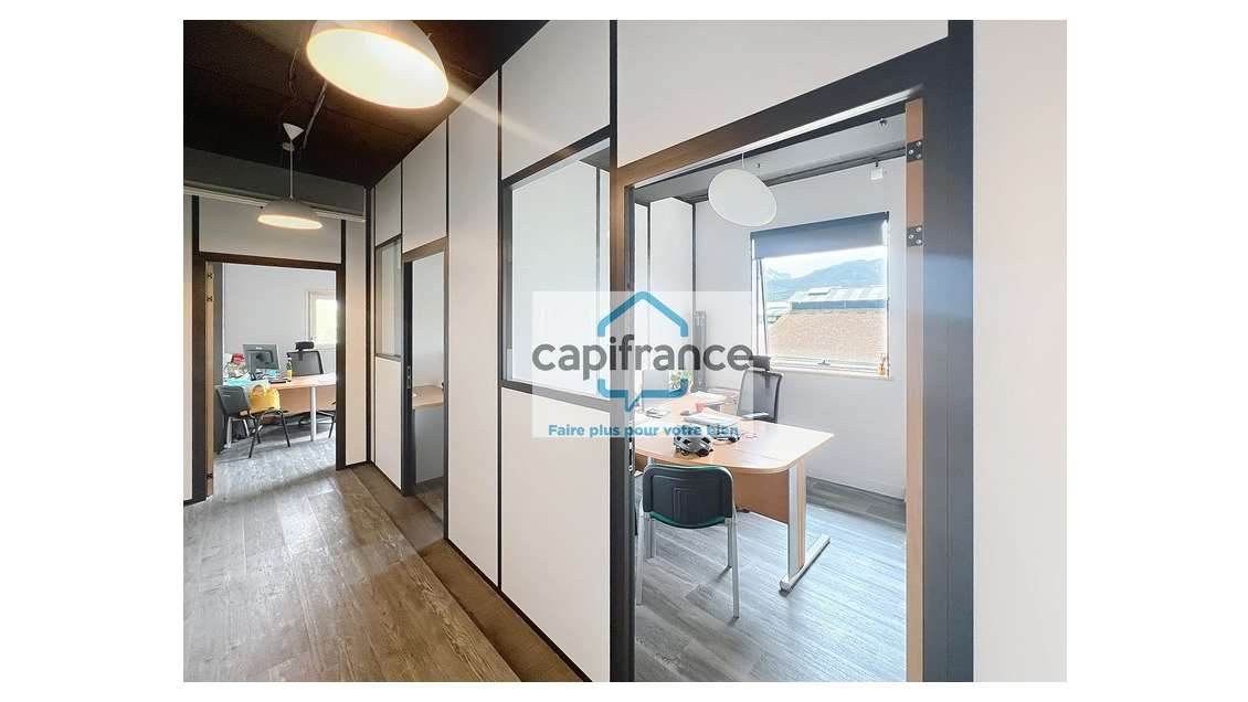 Bureaux 393m² à vendre à Chambéry Nord 