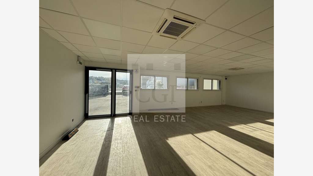 Bureaux de 1419m² à vendre à Chaponnay Chapotin 