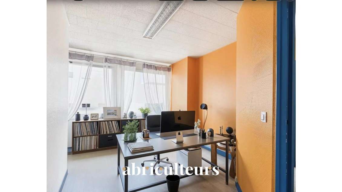 Bureaux lumineux avec vue sur jardin - 39 m² -