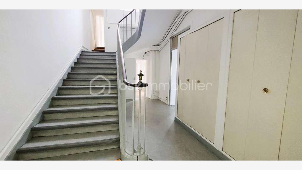 AV immeuble ancien 335m² au cœur de Châteaudun
