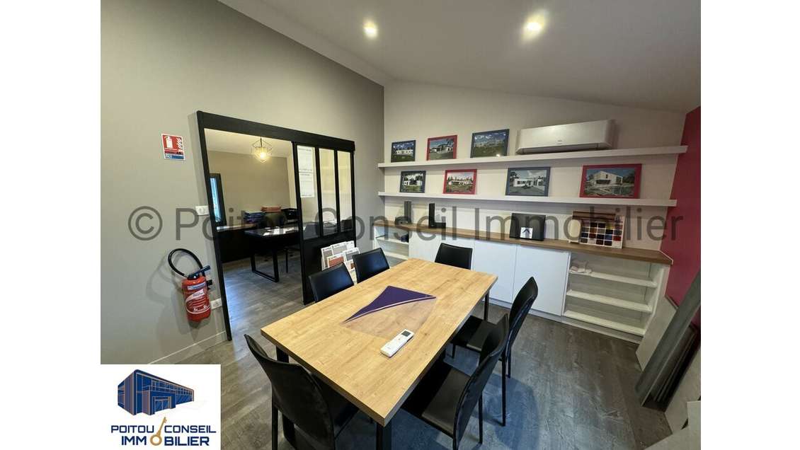 CHAURAY - BUREAUX à vendre