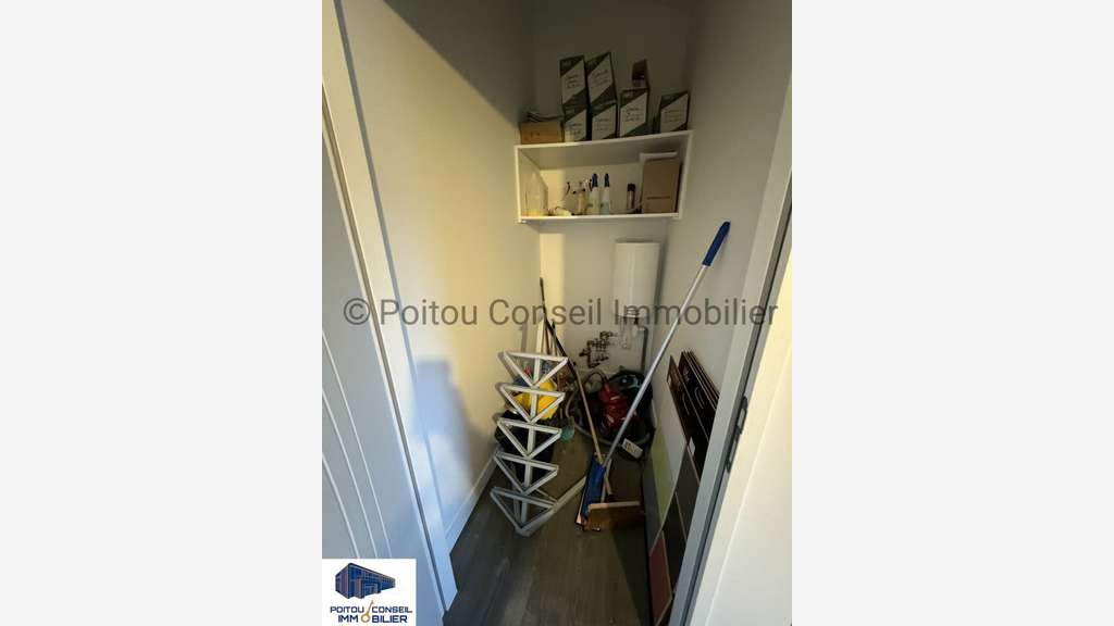 Vente local commercial 60m² Chauray Mendes France