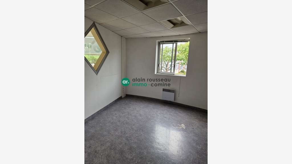 Vente bureaux 130m² R+1 à Cholet
