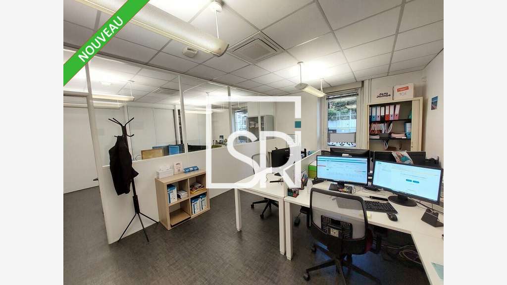 Bureaux 220m² RDC à vendre à Clermont Ferrand