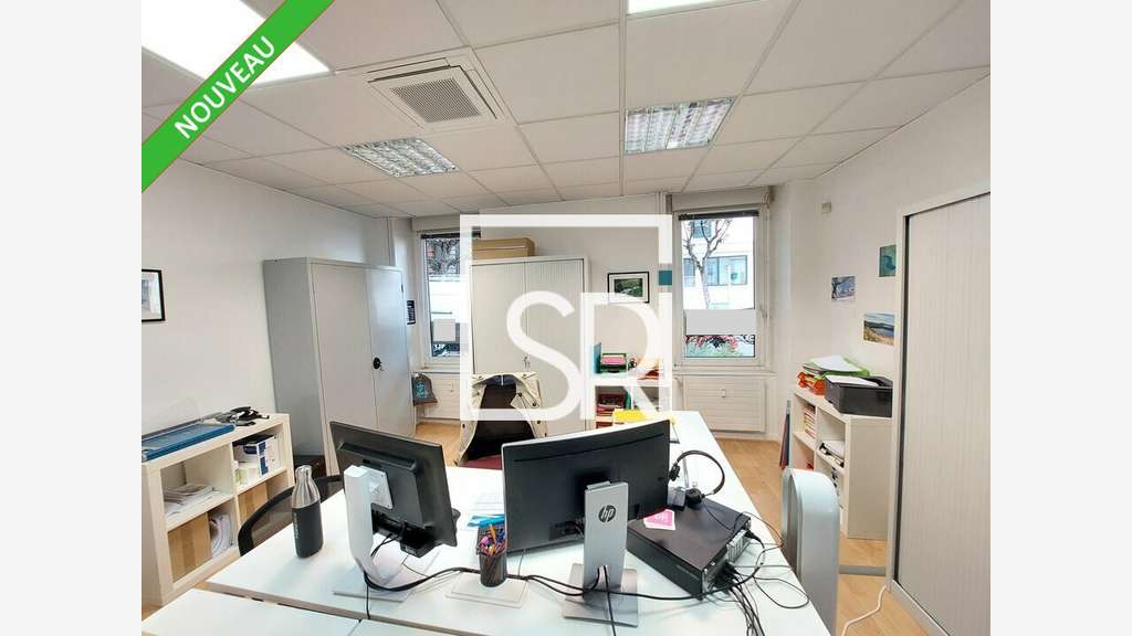 Bureaux 220m² RDC à vendre à Clermont Ferrand
