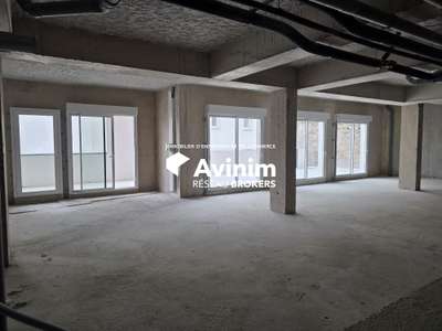 Cède bureaux 95,80m² + Terrasse Clermont-l'Hérault