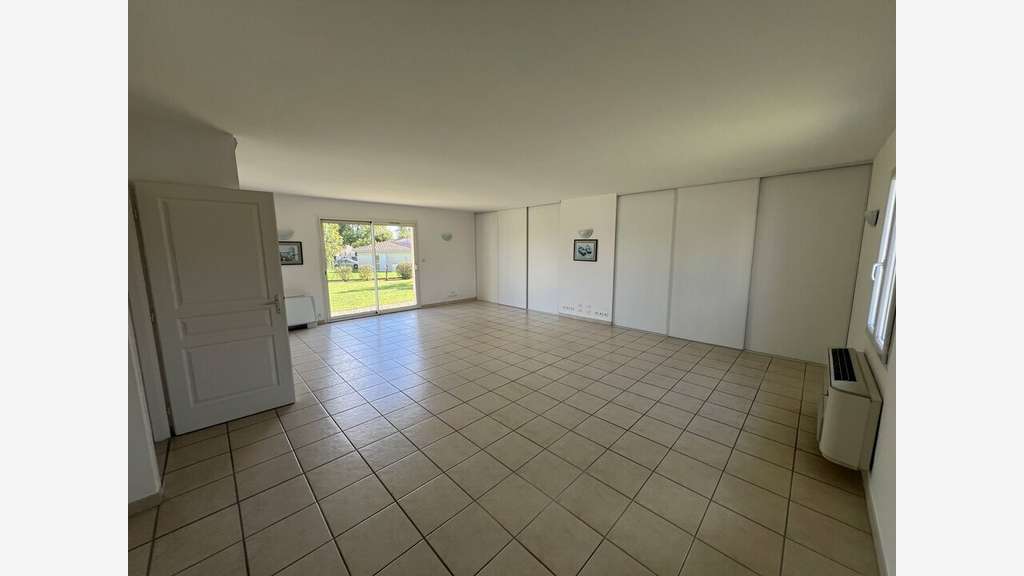 Bureaux sur 2 niveaux à vendre Val-de-Cognac