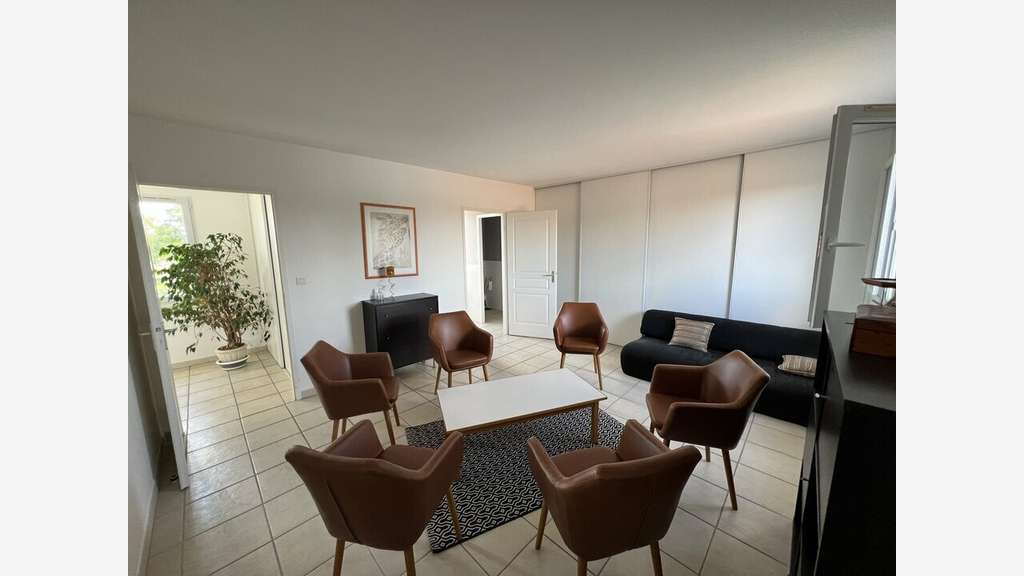 Bureaux sur 2 niveaux à vendre Val-de-Cognac