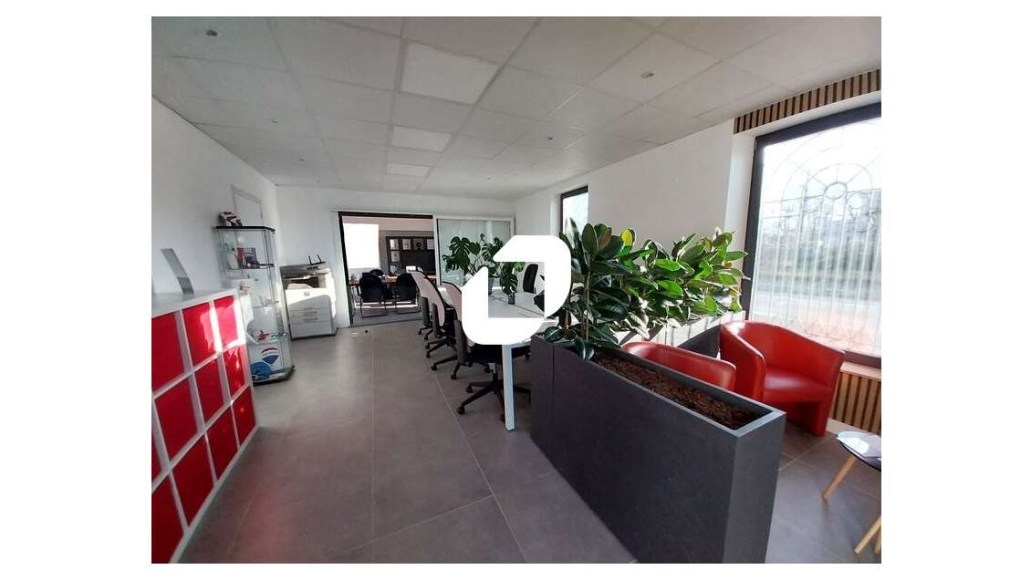 Vente Bureaux 116m² Coignieres