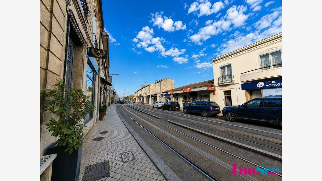 AV bureaux commerciaux 406m² au Bouscat Libération