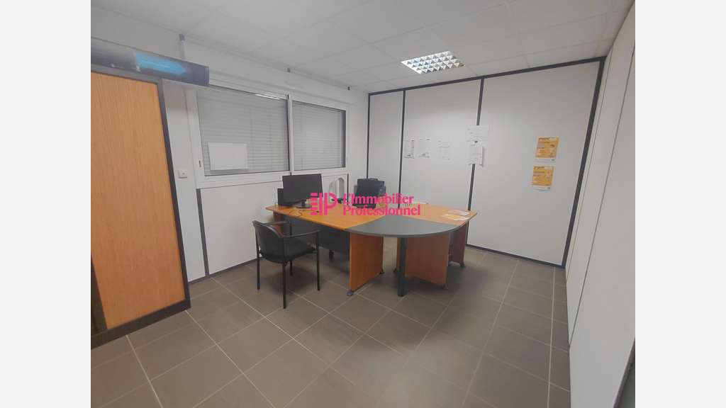 Vente bureau de 290m² en ZAC de Concarneau