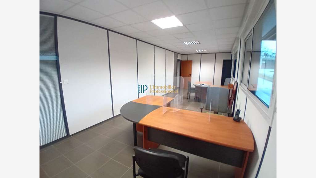 Vente bureau de 290m² en ZAC de Concarneau