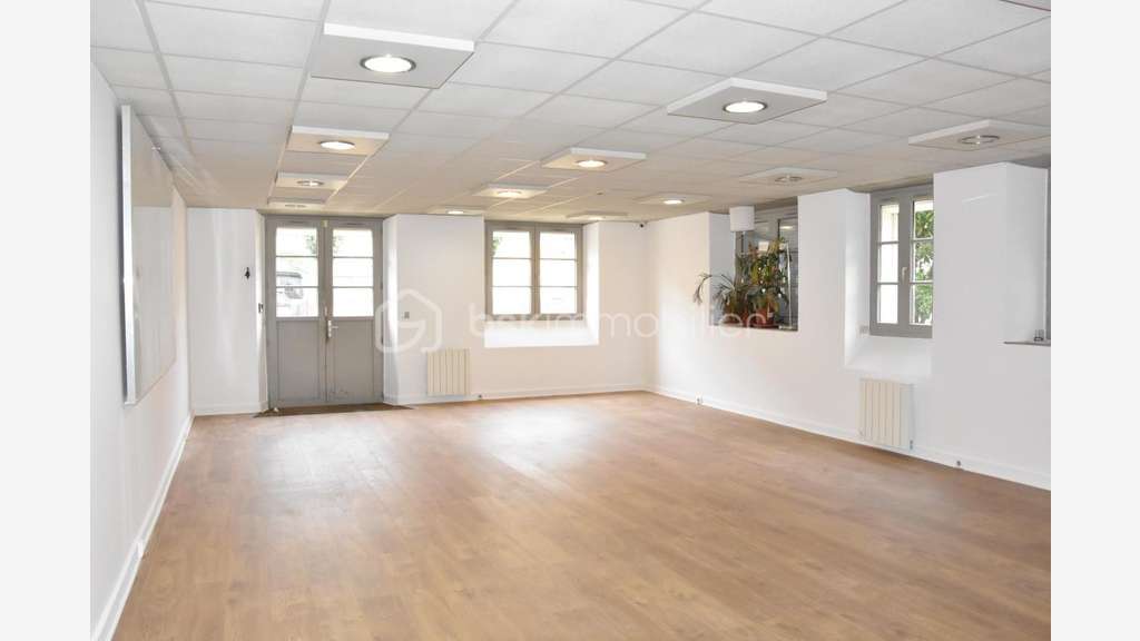 Vente espace bureaux à Corbeil-Essonnes