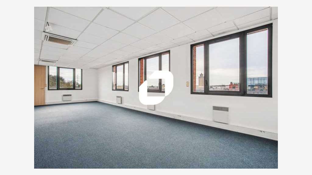 Vente Bureaux 223m² Evry courcouronnes