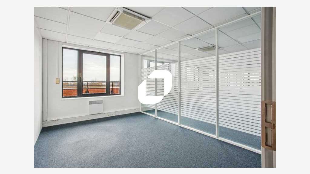 Vente Bureaux 223m² Evry courcouronnes