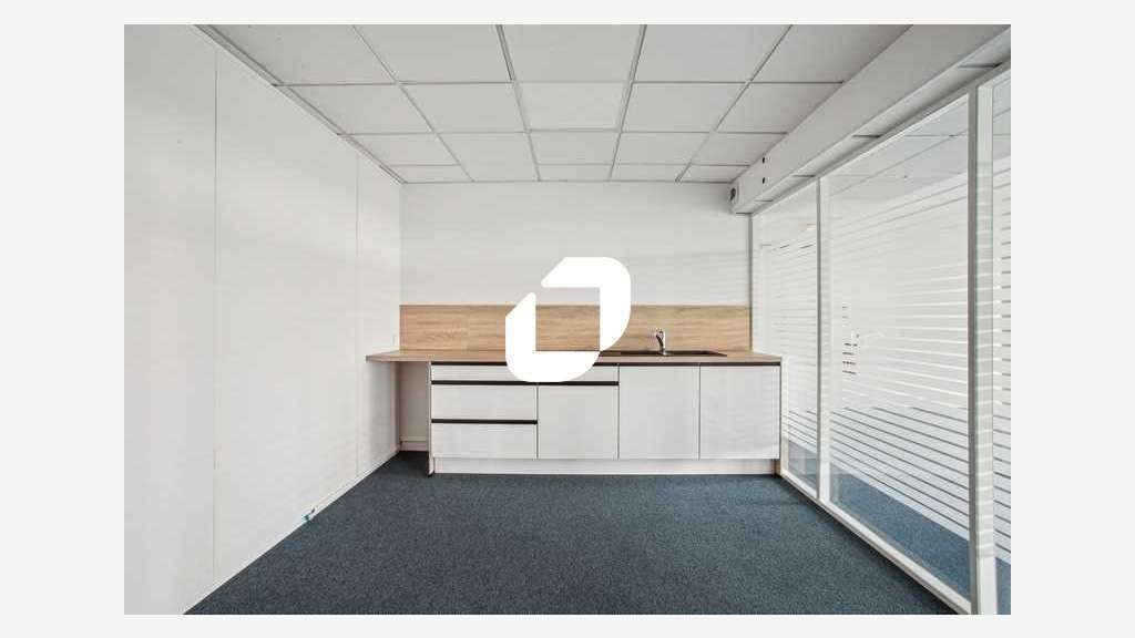 Vente Bureaux 223m² Evry courcouronnes