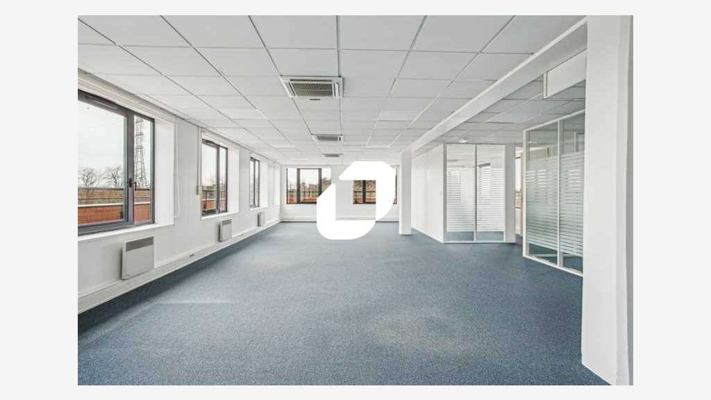 Vente Bureaux 223m² Evry courcouronnes