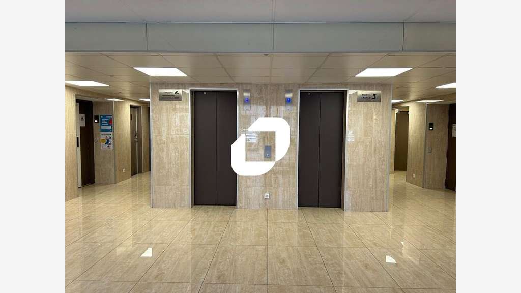 Vente Bureaux 191m² Creteil