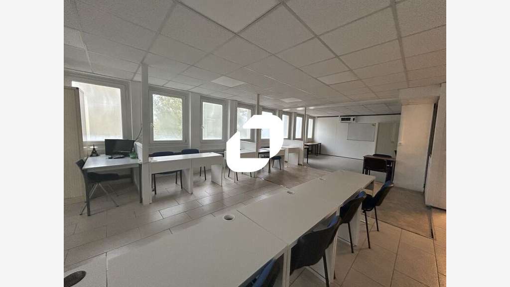 Vente Bureaux 191m² Creteil