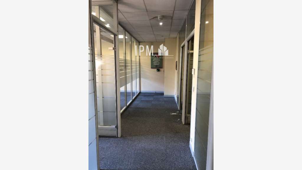 Bureaux à vendre de 81m² à Aubagne 13400
