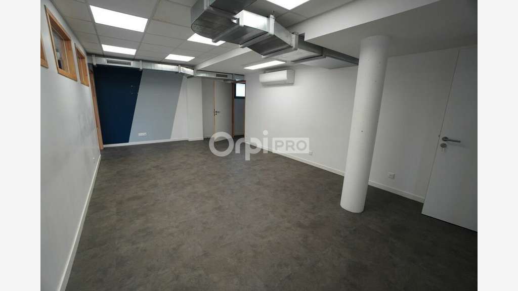 Bureaux 230m² ERP5 refaits à neuf à vendre à Dijon