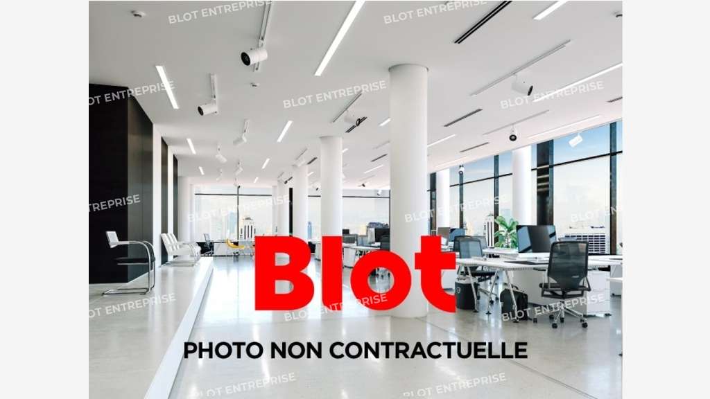 A vendre bureaux 60m² centre ville Dinan l'Europe