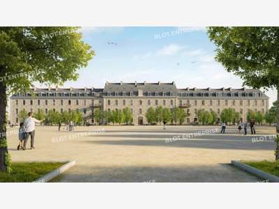 A vendre bureaux 60m² centre ville Dinan l'Europe