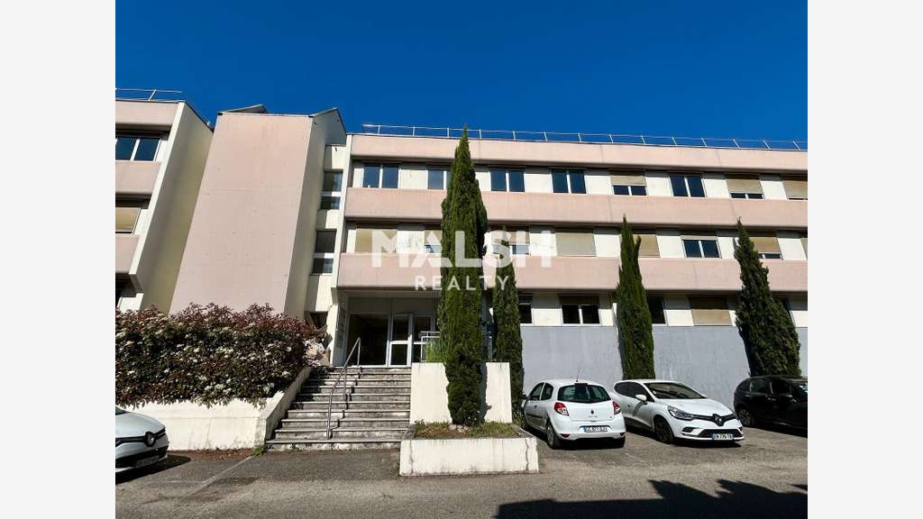 À vendre bureaux 311m² proche A6 à Écully