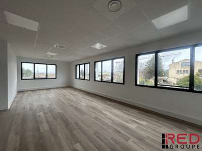 Vente Bureaux à Éguilles