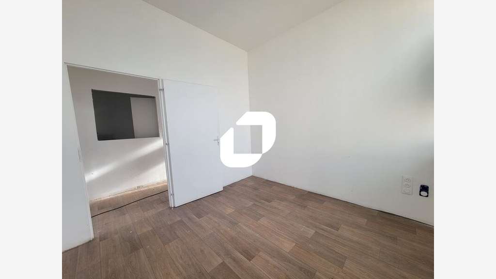Vente Bureaux 140m² Evry courcouronnes