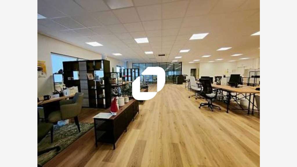 Vente Bureaux 260m² Ferrieres