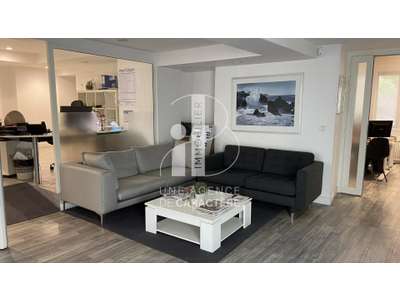 Vente Bureaux à Fontainebleau