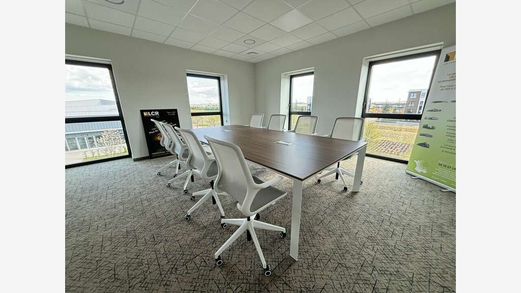 Vente bureaux neufs de 4552m² à Genas parc Everest