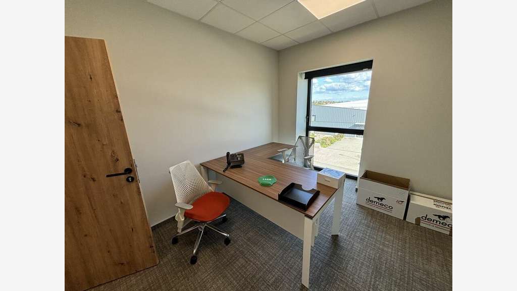 Vente bureaux neufs de 4552m² à Genas parc Everest