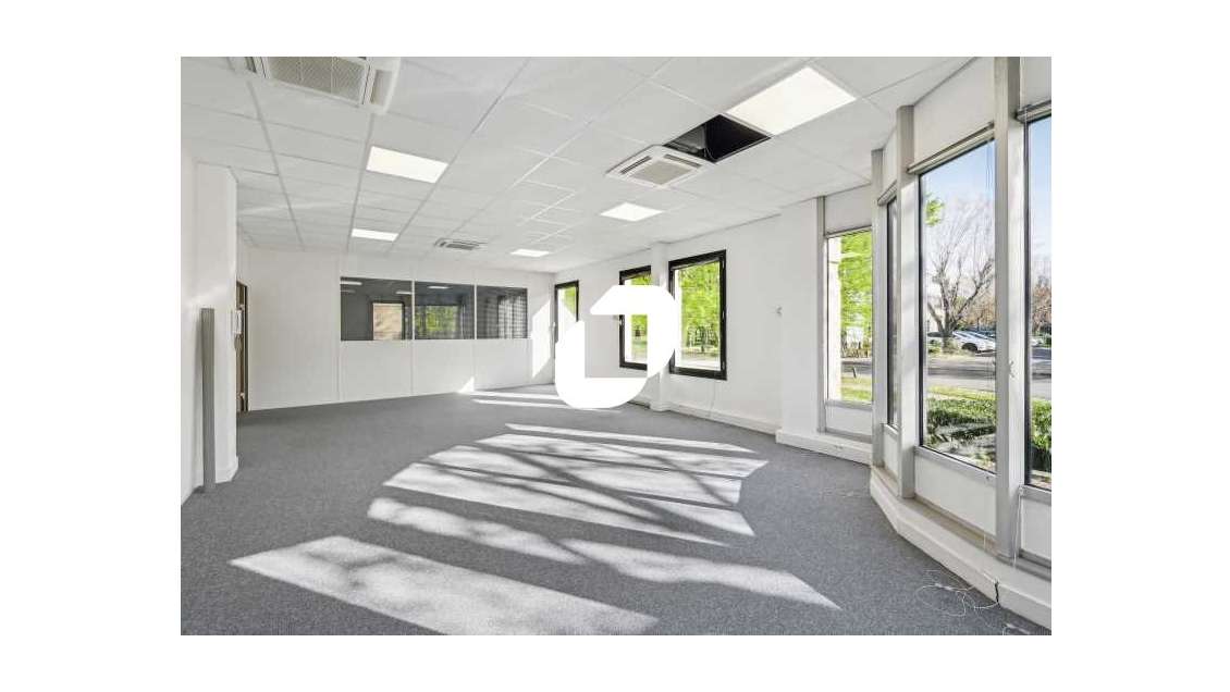 Vente Bureaux 340m² Gennevilliers