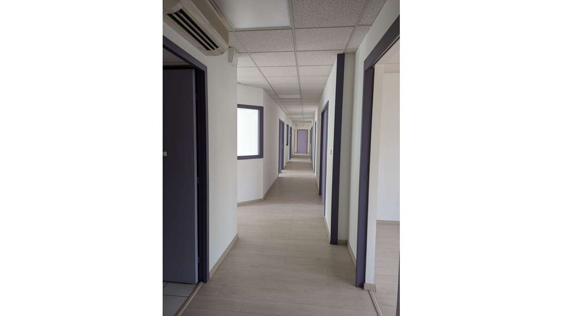 Bureaux 245m² + parkings à vendre à Grenoble (38)