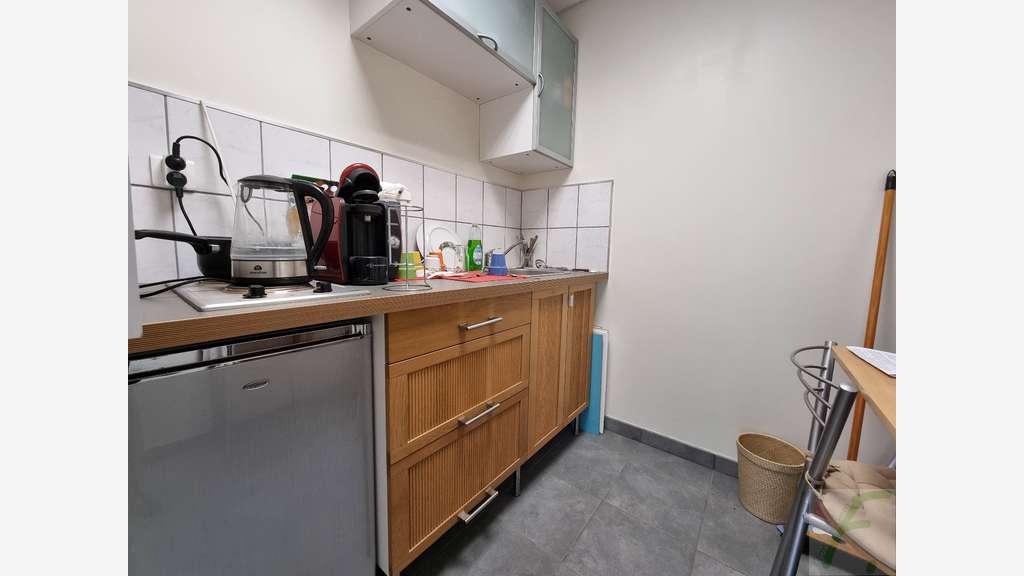 Vente local pro 79m² normes BBC à Grésy-sur-Aix