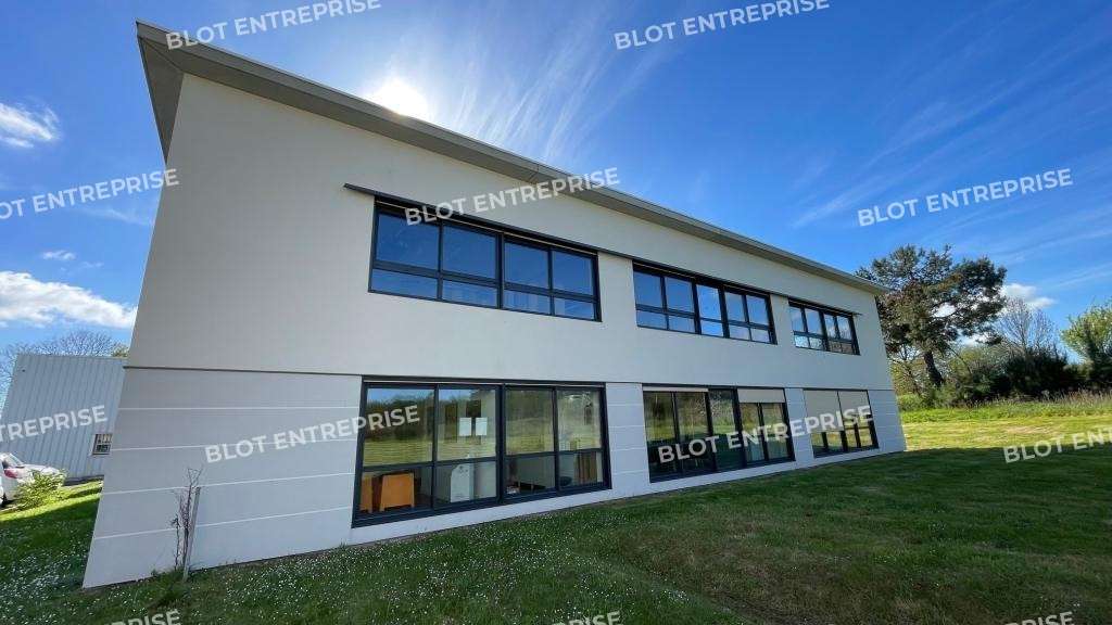 Vente plateau de bureaux 296m² PMR à Guérande