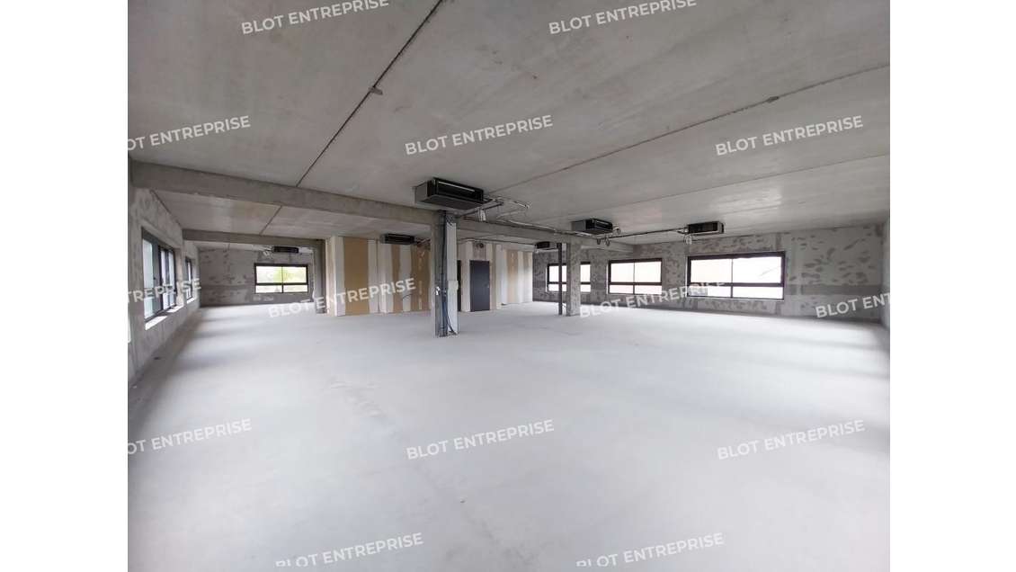 Vente plateau de bureaux 296m² PMR à Guérande