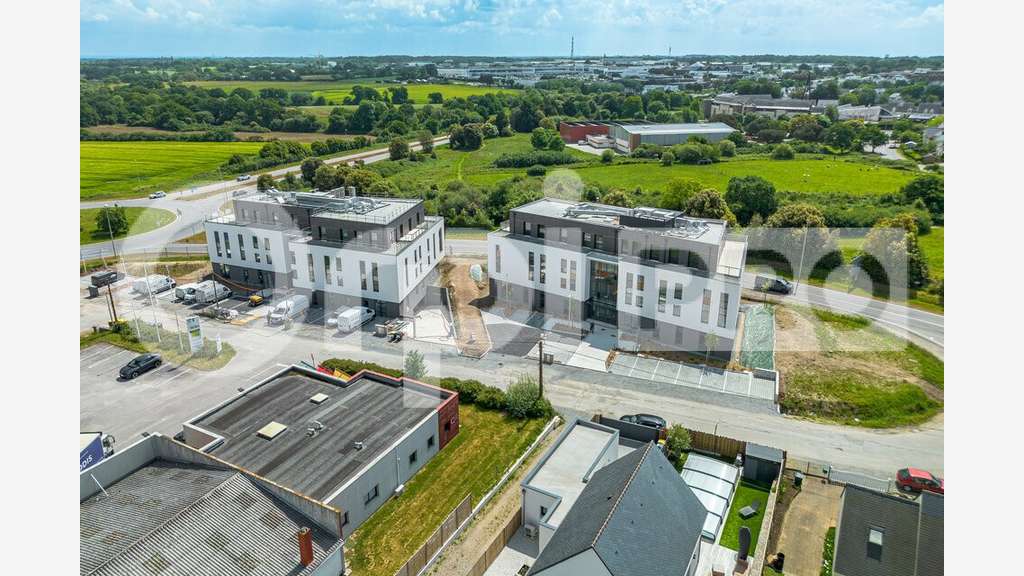 A vendre bureaux neufs PMR de 120m² à Guérande